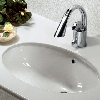 حوض اوفال يثبت تحت سطح أفقي G 4102 اللون أبيض من ايديال ستاندرد