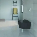 ⁦مرحاض معلق تايتن اللون إسود مط سيديلي ذاتي الغلق من سانيبيور⁩ - الصورة ⁦2⁩