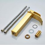 ⁦خلاط حوض وش Waterfall ذهبي لامع ديكور ارتفاع 30 سم⁩ - الصورة ⁦3⁩