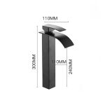 ⁦خلاط حوض وش Waterfall اسود مط ديكور ارتفاع 30 سم⁩ - الصورة ⁦3⁩